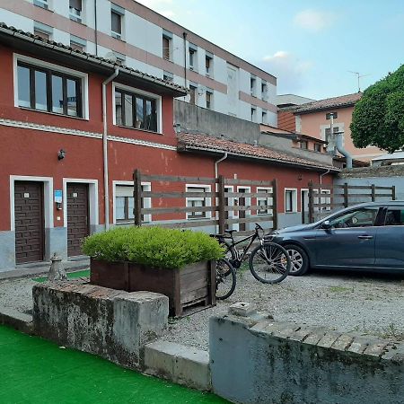 Albergue La Casona Del Peregrino Llanes Exterior photo